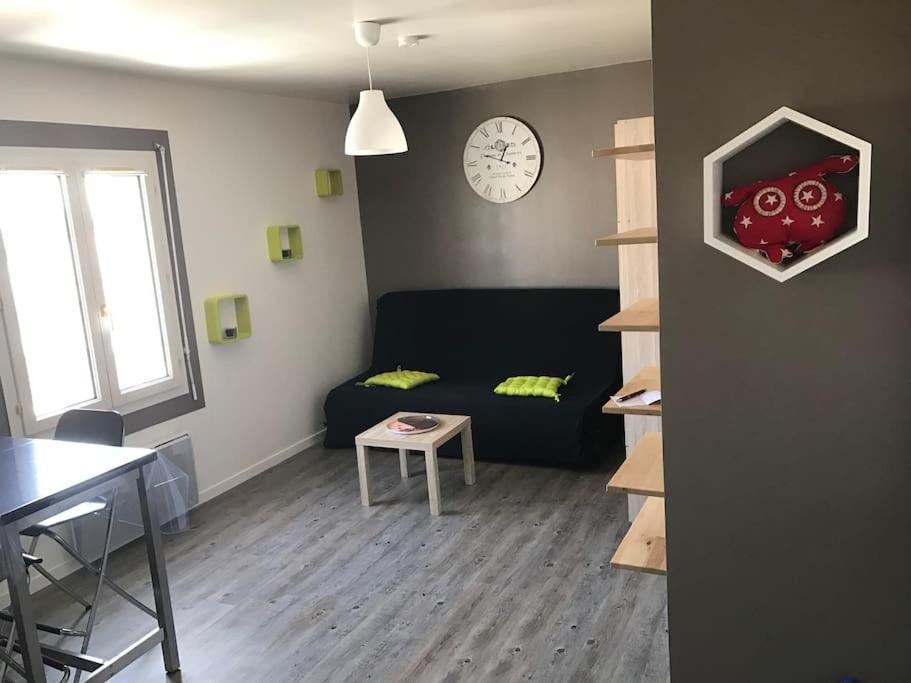 Studio Near Downtown And Old Port Ла Рошел Екстериор снимка